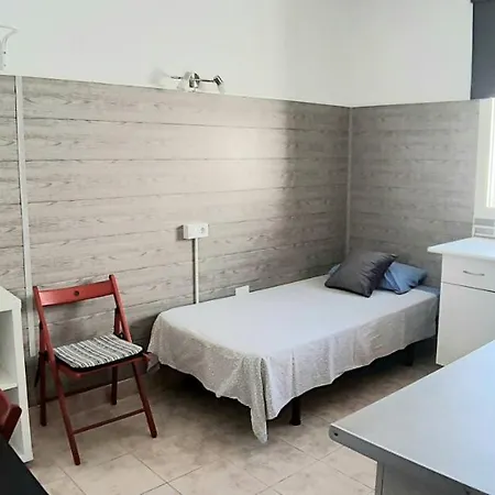 Nevada Hostel *